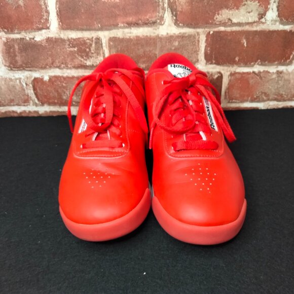 Reebok Shoes Womens Size 9.5 Red Princess Style 1Y3001 - Picture 2 of 7